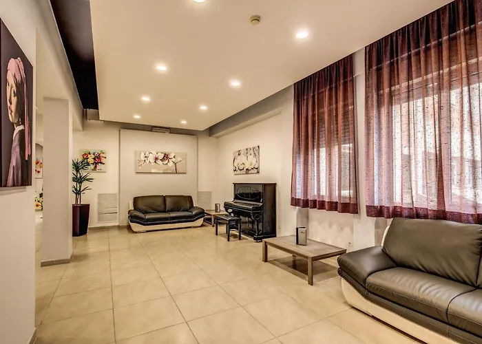 Domus Urbis Hotel 2*