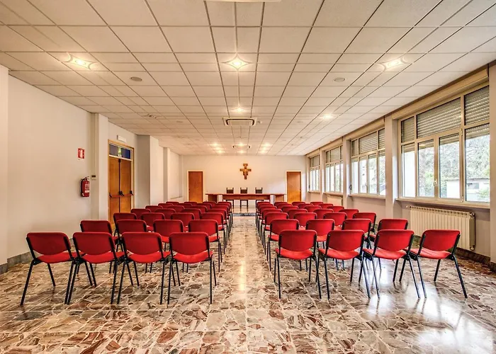Hotel Domus Urbis 2*